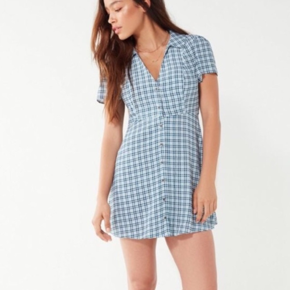 Beautiful dress, worn on riverdale!